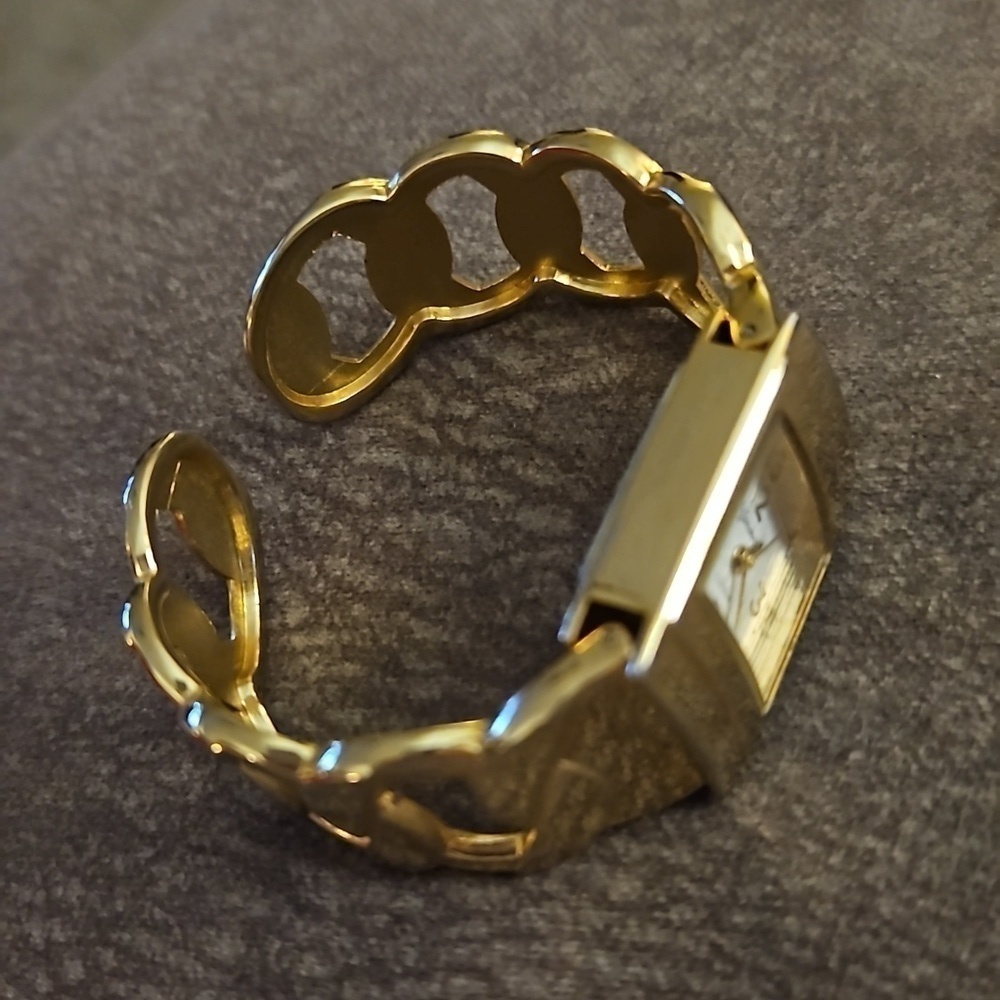 Goldtone Square Face Link Cuff Watch Bracelet - Picture 3 of 5